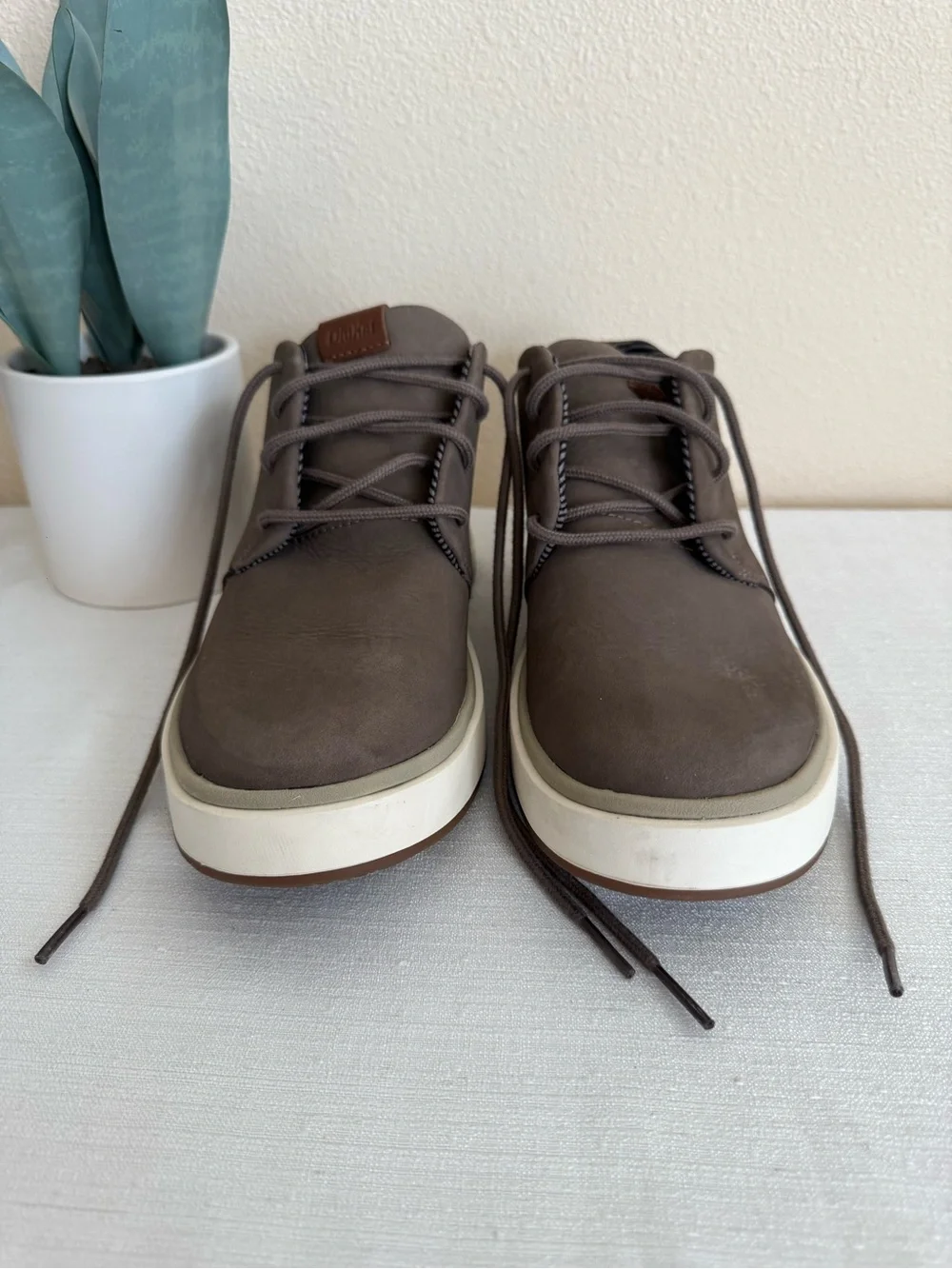 OluKai Papaku ‘Ili Men's Casual Mid-Top Sneakers in Brown Leather